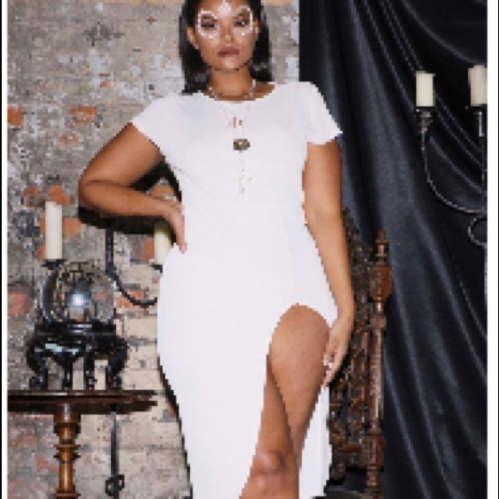Never worn! White tunic/dress with extreme split